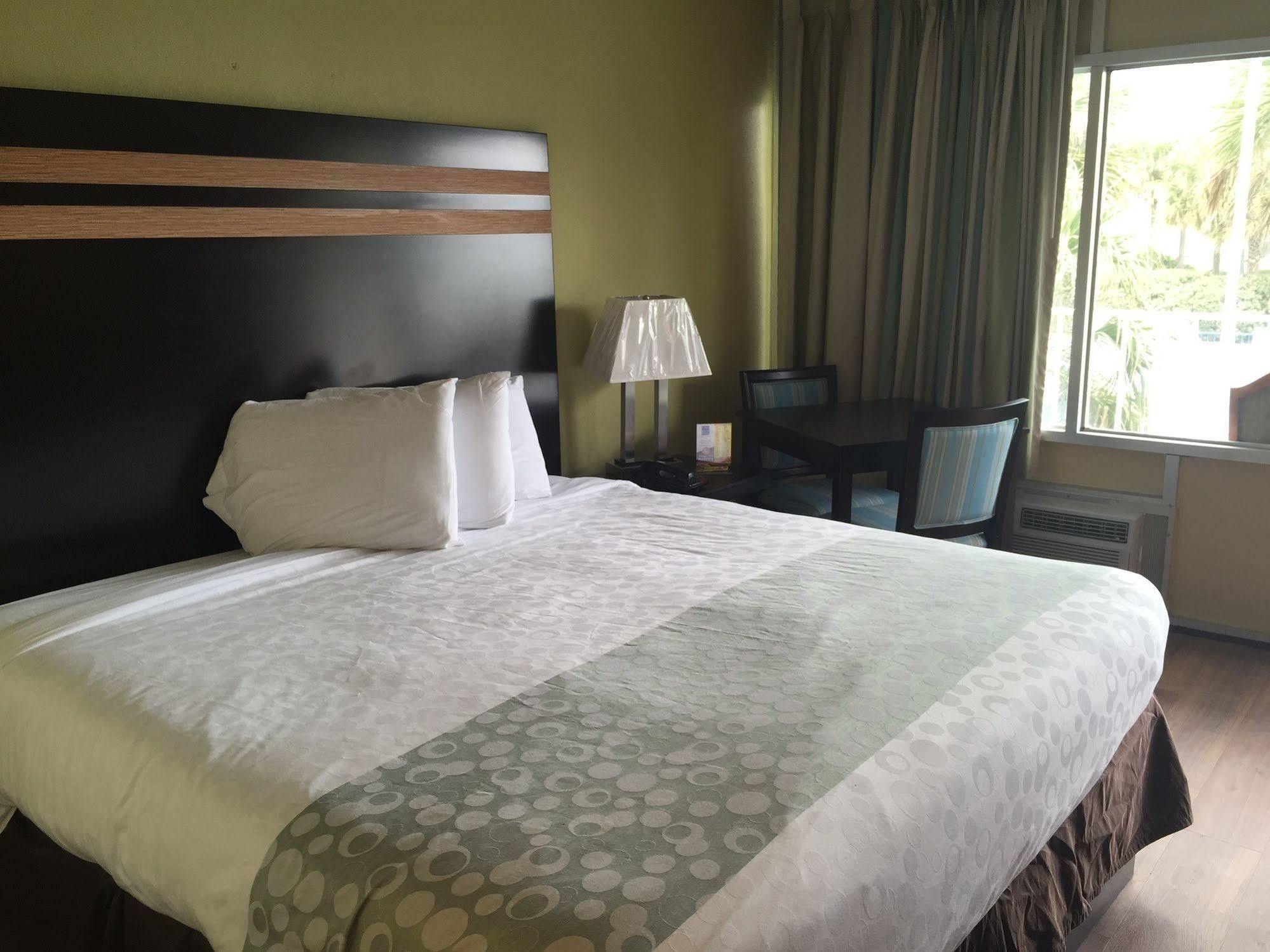Blu Atlantic Hotel & Suites Myrtle Beach Esterno foto